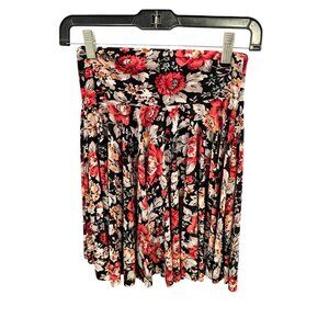 Women’s Black Red Floral Pleated Skirt Elastic Waist Midi Length Flowy